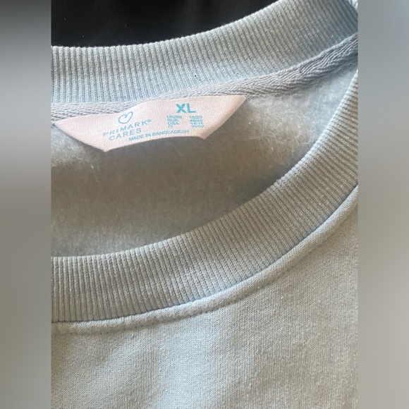 Sweatshirt - Picture 2 of 2